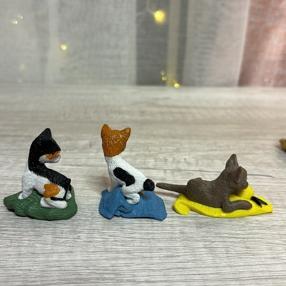 Toy Lot - Picture 5 of 13